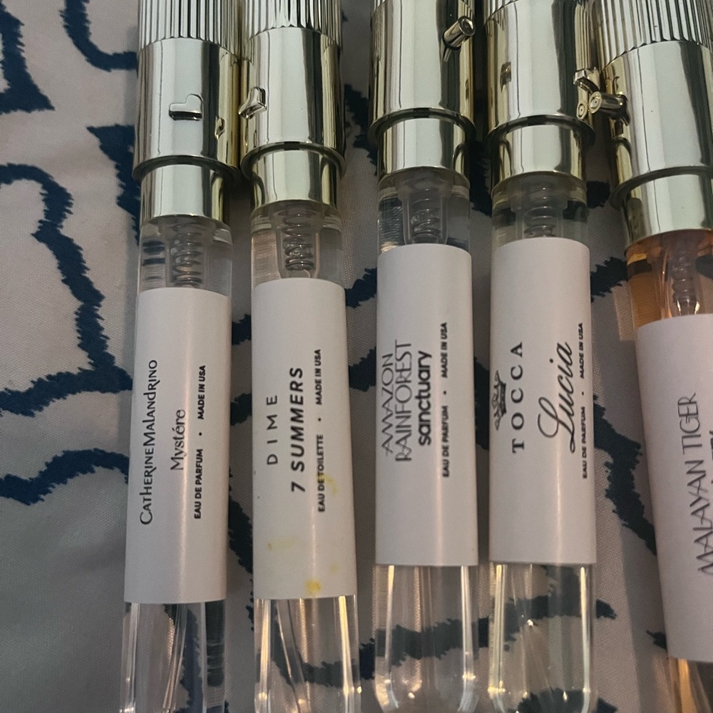 Perfumes 15.00 or 4 for 30 - Picture 5 of 5